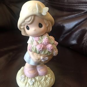 Precious Moments Figurine: ❤️ of a mother